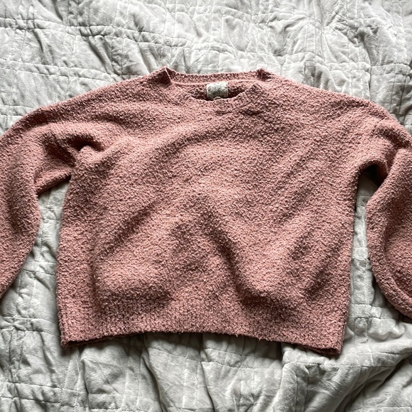 Hippie Rose Sweaters - Hippie Rose pink sweater with puff sleeves. Super soft, fits size M-L.